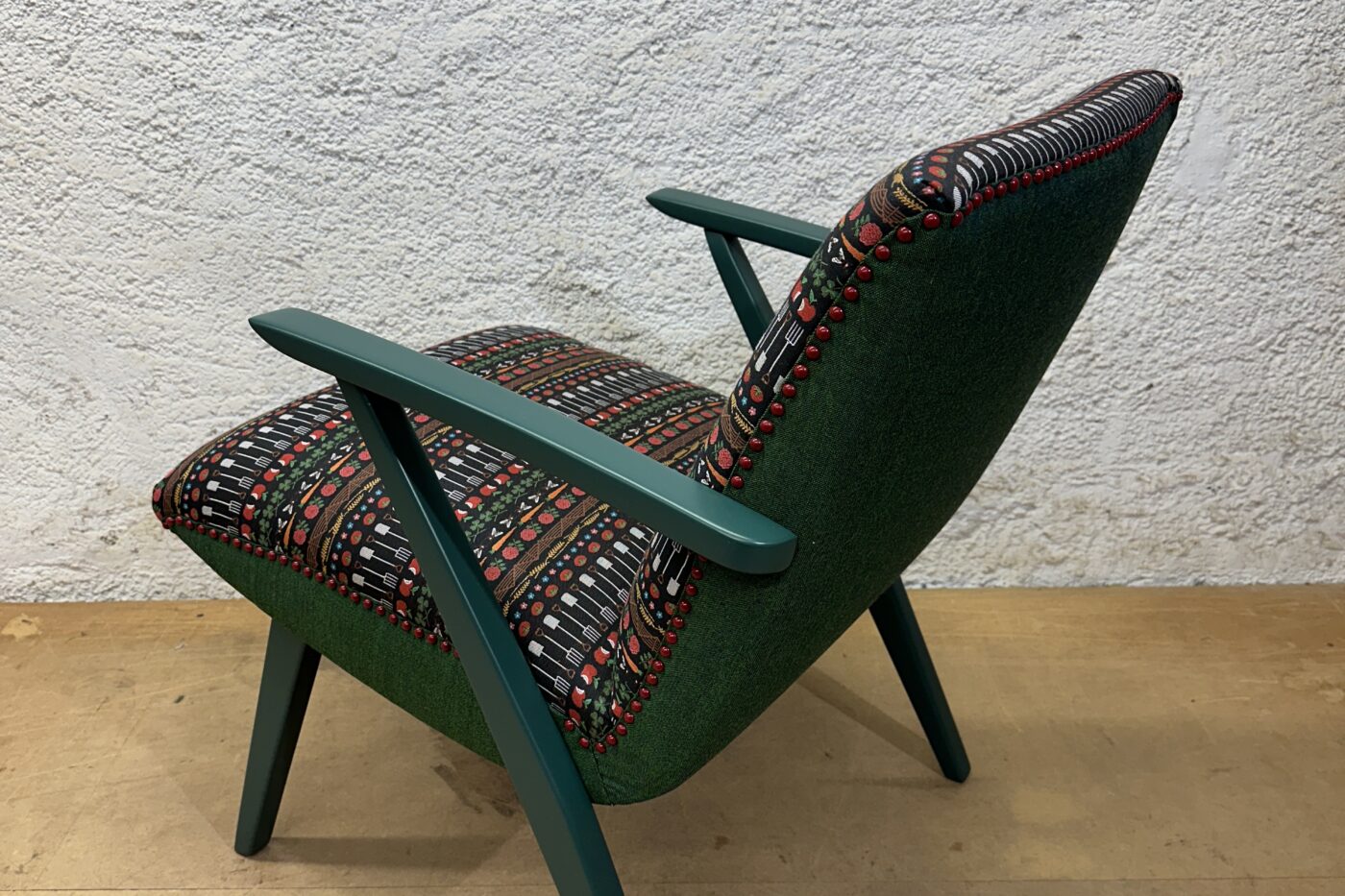 aus eigenem Atelier-Preis auf Anfrage